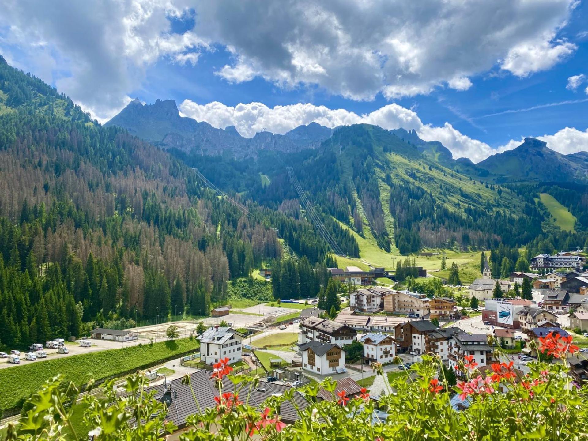 Dolomites Base Camp Hotel Olympia Arabba Esterno foto